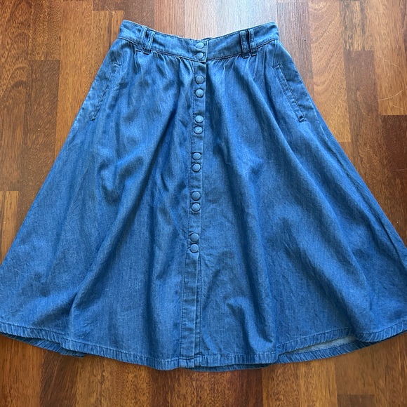 Zara Dresses & Skirts - Zara Front Buttons Midi A-Line Fit & Flare Denim Skirt w/ Pocket S